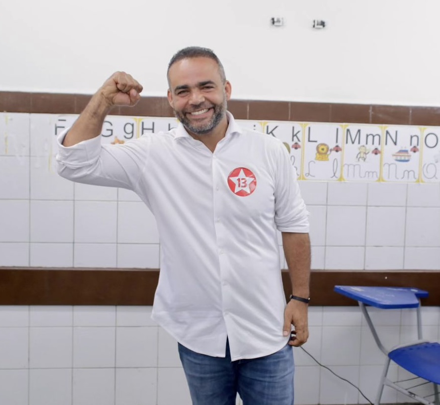 Capa: Lauro de Freitas: Rosalvo fará parte do gabinete do governador Jerônimo Rodrigues