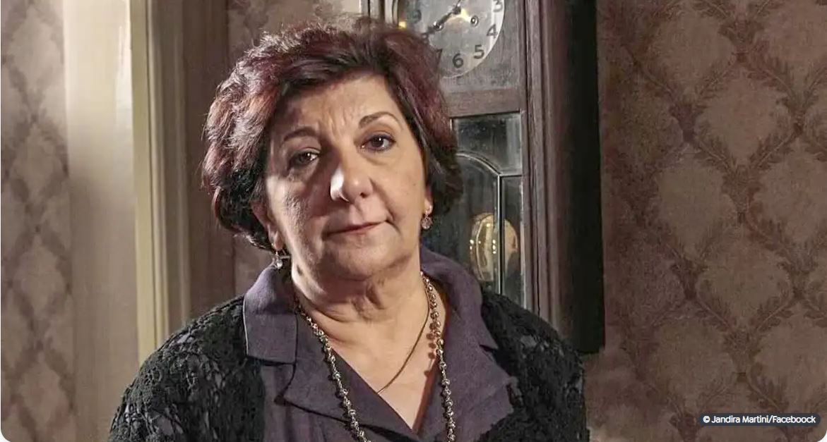 Capa: Atriz Jandira Martini morre de câncer aos 78 anos