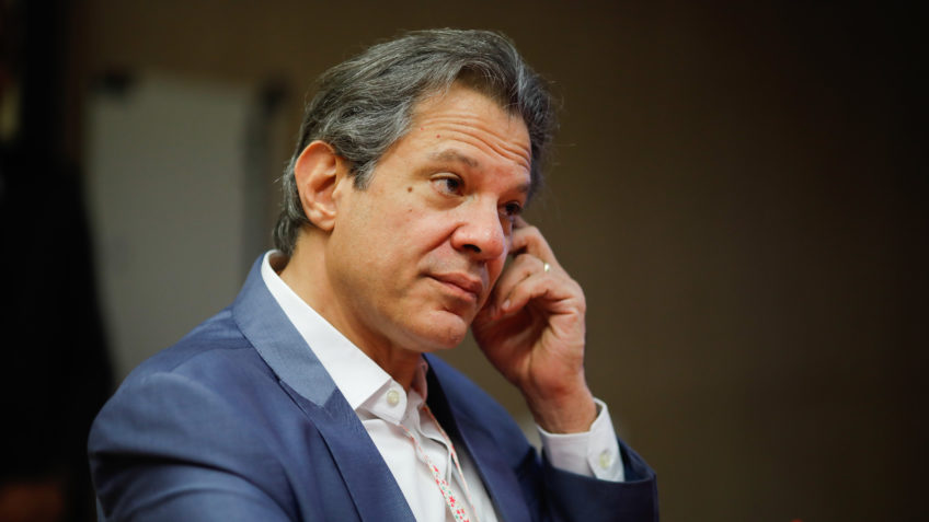 Capa: TSE multa Haddad por impulsionar busca usando nome de adversário