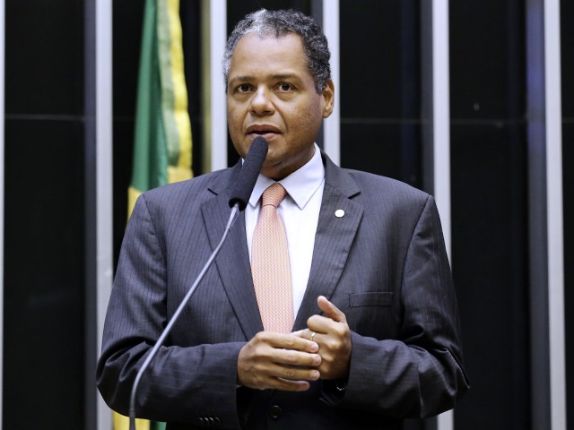 Capa: Pesquisa Quaest: Antonio Brito é favorito para sucessão na Câmara Federal