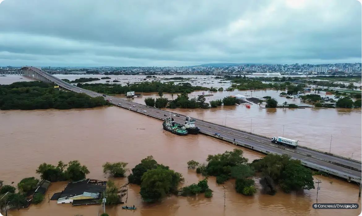 Capa: Estados do Nordeste anunciam envio de equipes e materiais para o RS