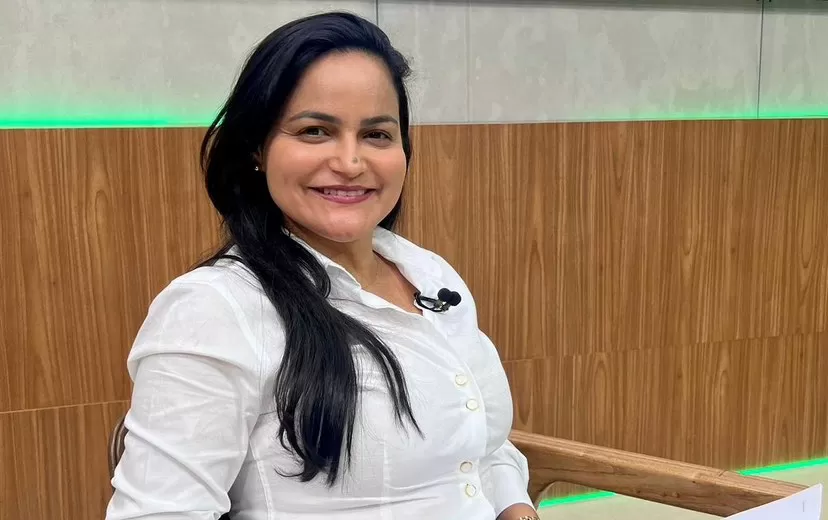 Capa: Débora Régis será confirmada como candidata a prefeita de Lauro de Freitas durante convenção neste sábado (20)