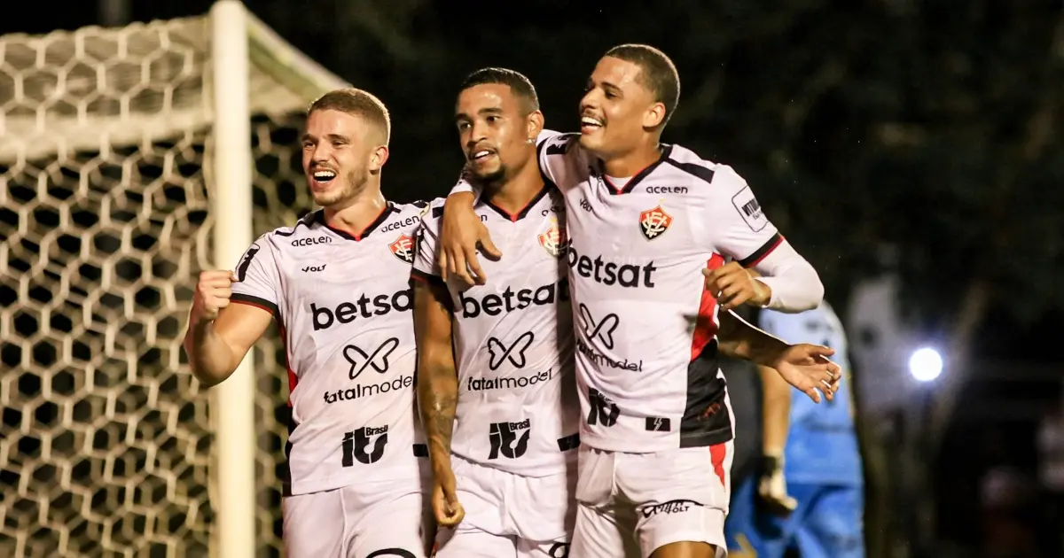 Capa: Vitória vence o Criciúma no Barradão e abre três pontos de vantagem do Z4