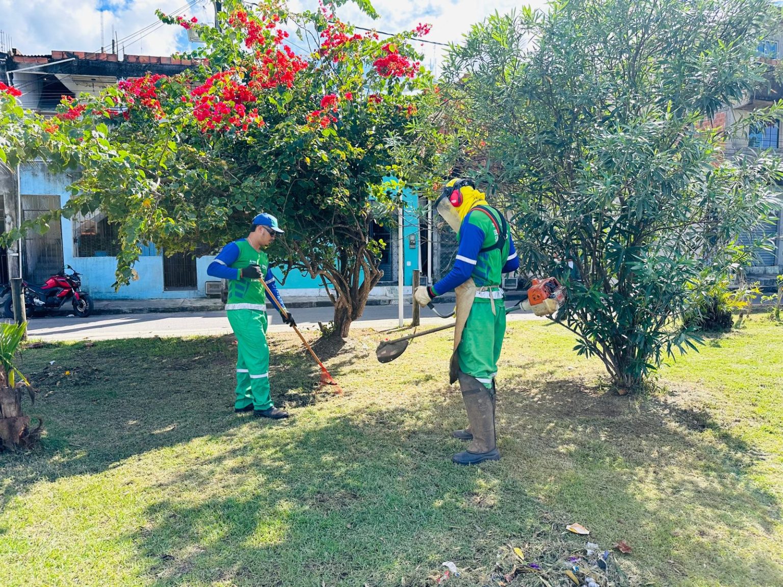 Capa: Limpurb realiza mutirão de limpeza em São João do Cabrito