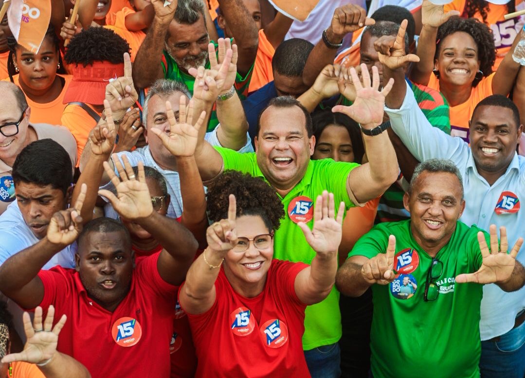 Capa: Em Cosme de Farias, Geraldo garante apoio a jovens empreendedores de Salvador