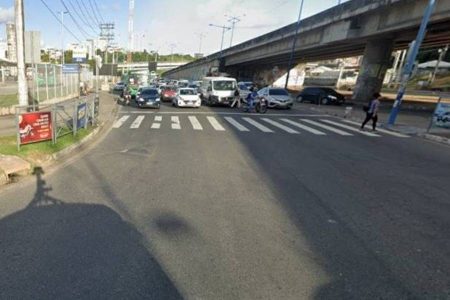 Capa: Rodoviários realizam protesto na altura do Acesso Norte nesta sexta-feira