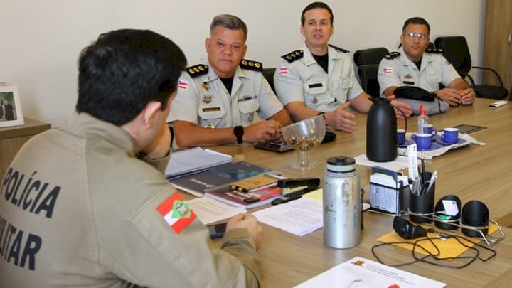 Capa: Oficiais da PMBA realizam visita técnica ao Comando-Geral da PMSC