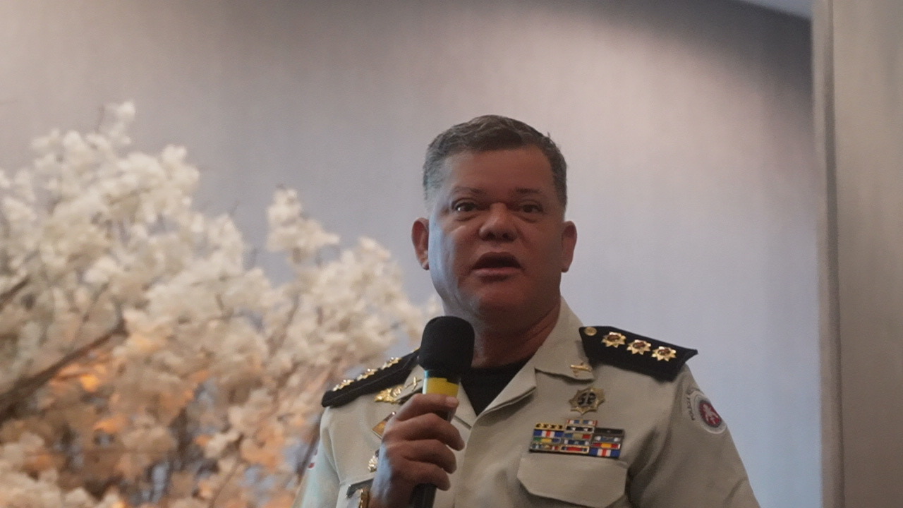 Capa: Cel PM Robson Pacheco ministra palestra na Aula da Saudade do CFOA e inspira futuros oficiais