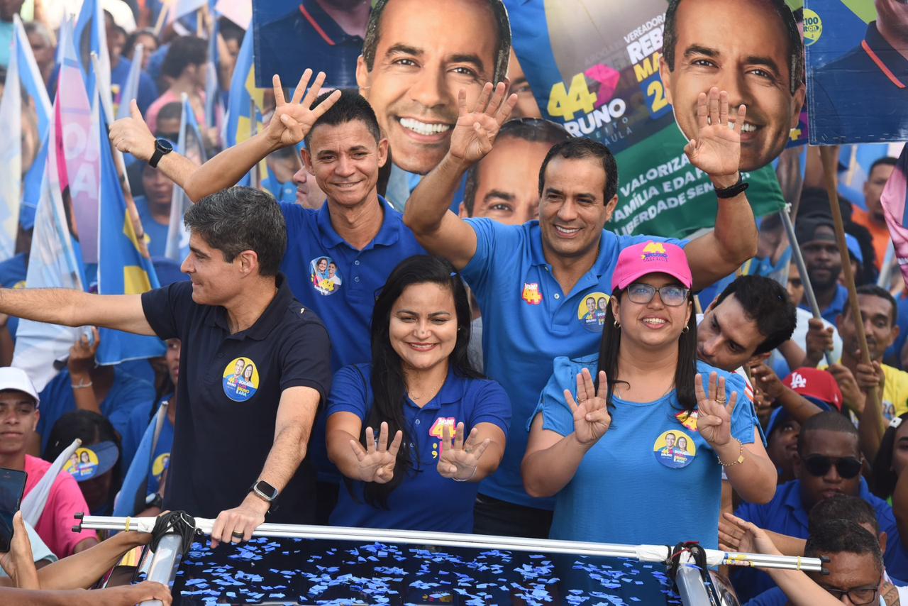 Capa: “Chegou a hora de mudar Lauro como nós mudamos Salvador”, diz Bruno Reis em evento com Débora Regis