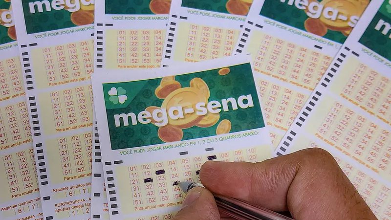 Capa: Mega Sena sorteia nesta sexta cerca de R$ 25 milhões