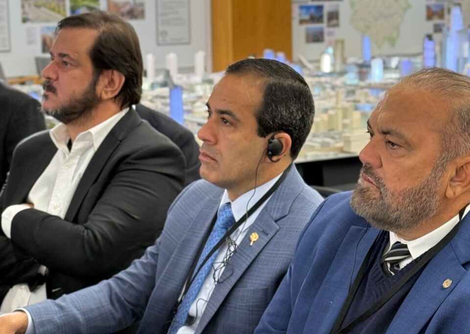 Capa: Em Londres, Bruno Reis participa de eventos sobre transporte público e planejamento urbano da capital do Reino Unido