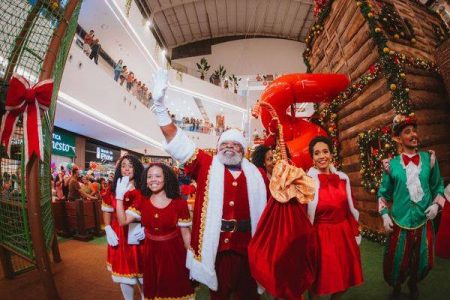 Capa: Parque Shopping inaugura atrações de Natal com tema Jovens Titãs em Ação